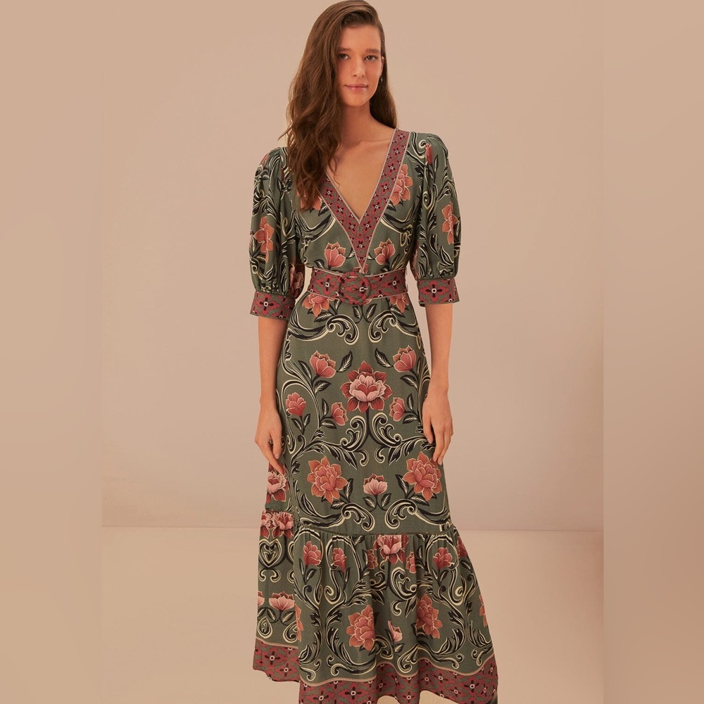 NWT FARM Rio Floral Maxi Dress in Green and Pink